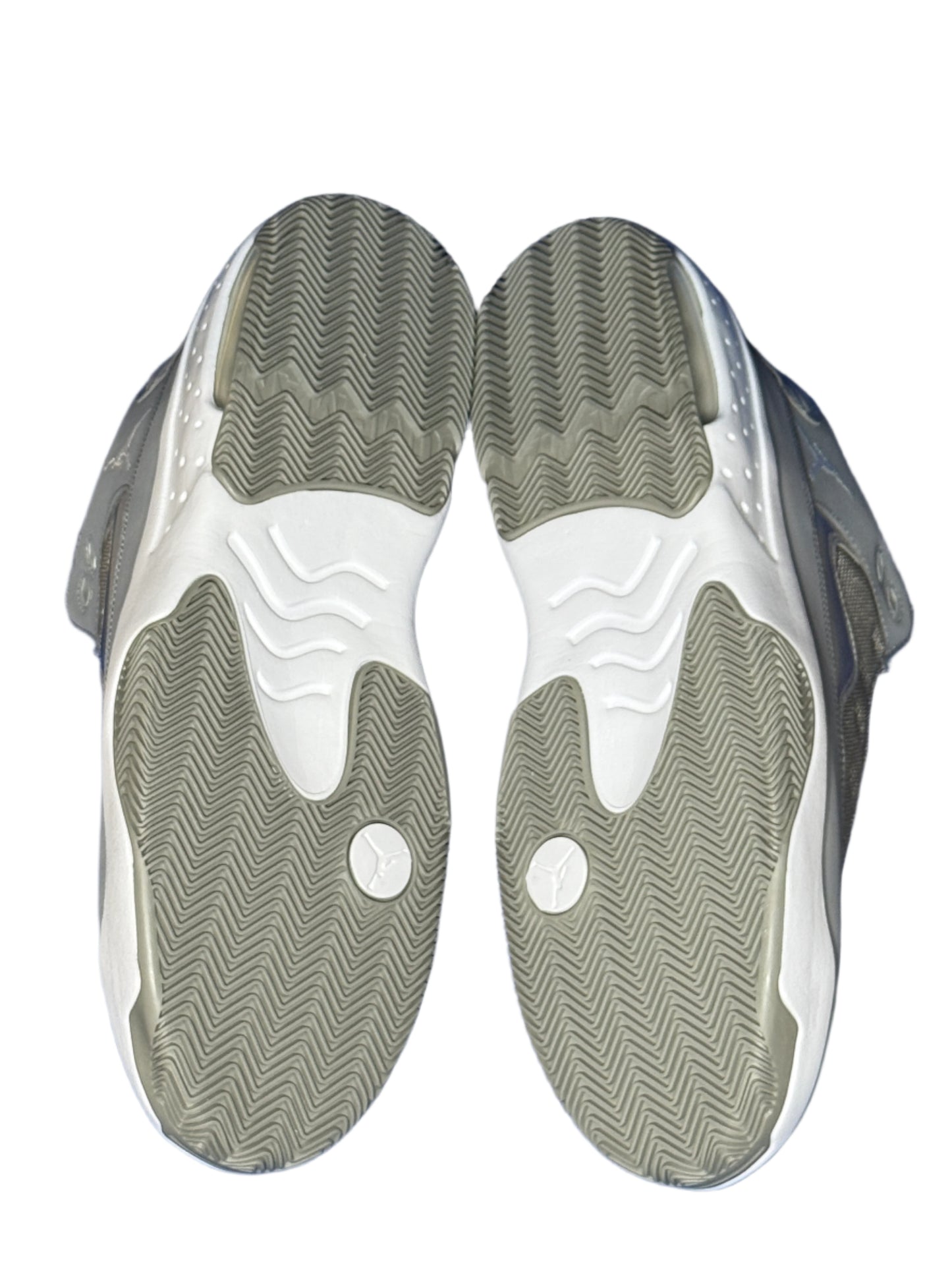 Jordan Max Aura 4 - Black and Gold (DN3687-007)