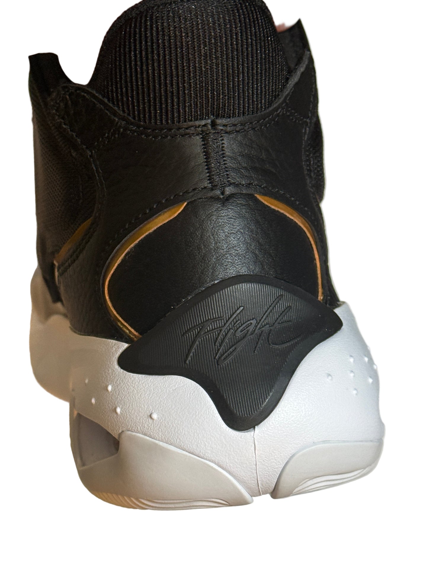 Jordan Max Aura 4 - Black and Gold (DN3687-007)